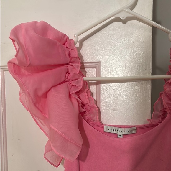 Elegant Pink Ruffled Top - Picture 3 of 3